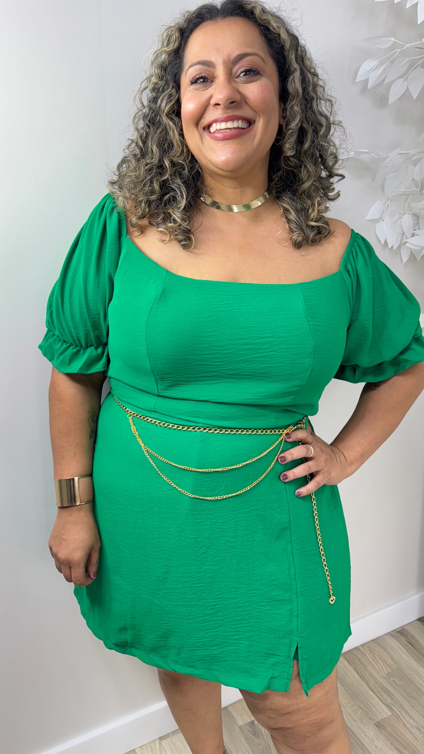 Conjunto Feminino Plus Size de Cropped e Short Saia - Karla