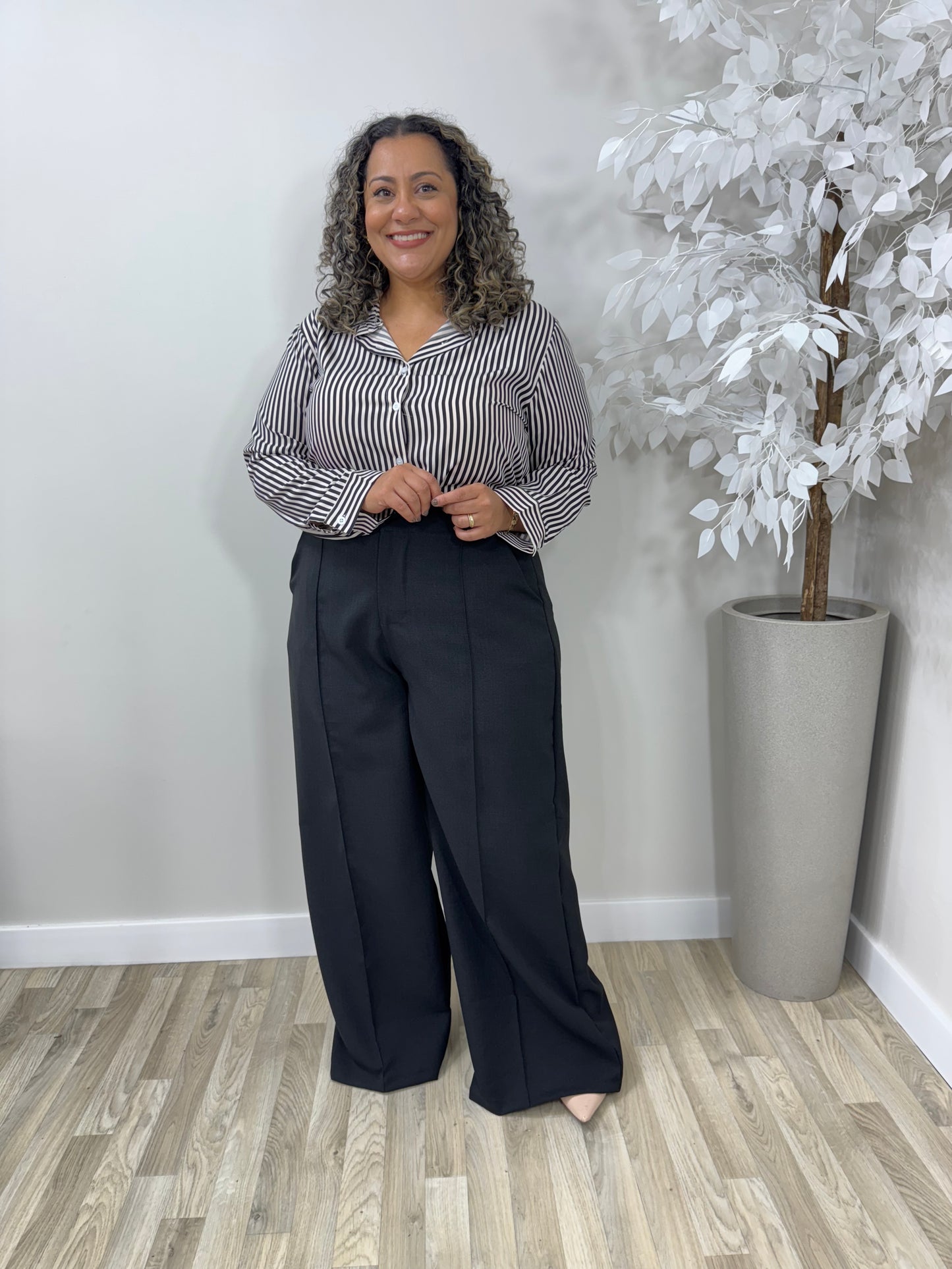Camisa Feminina Listrada Manga Longa Plus Size