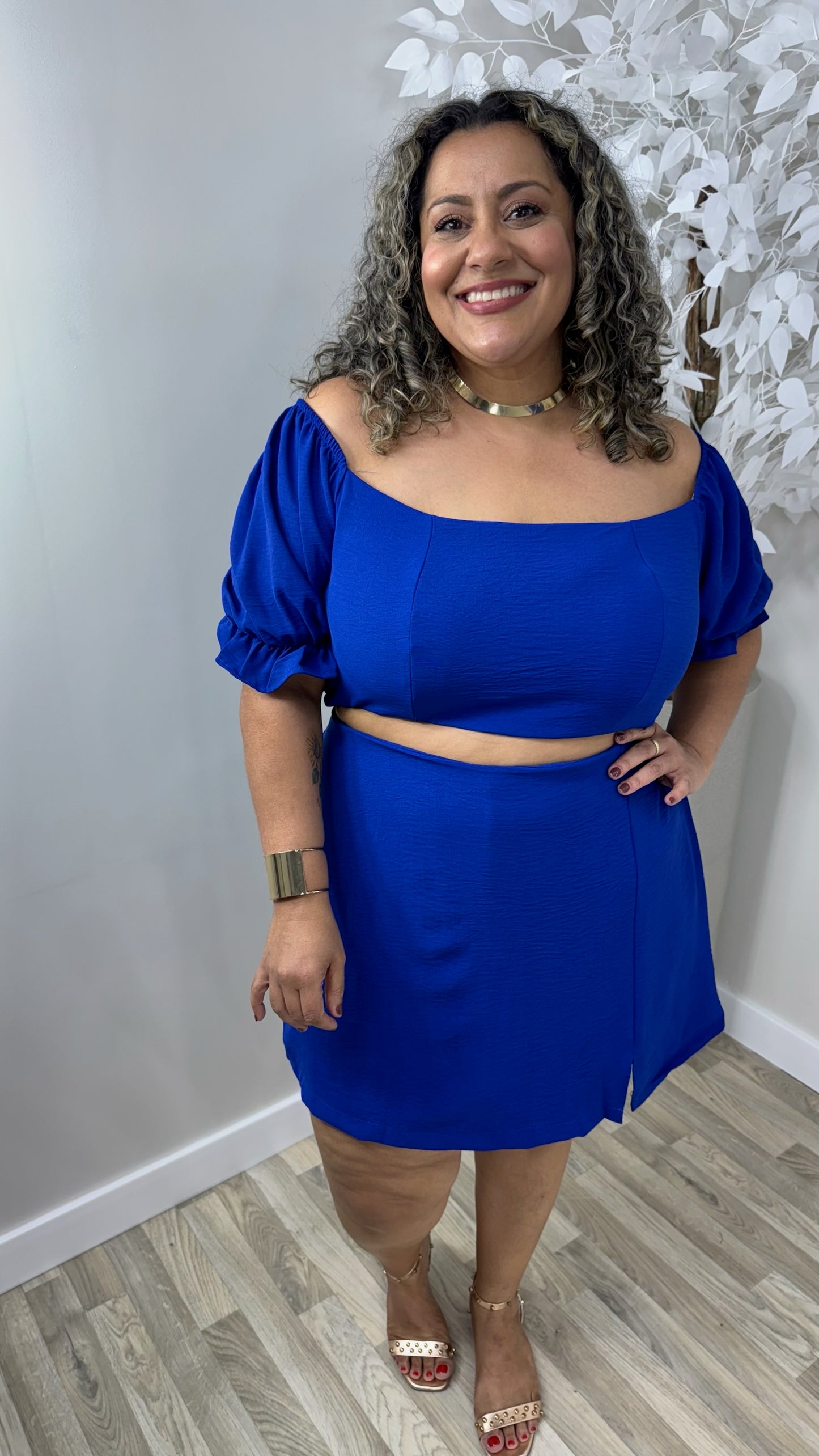 Conjunto  Feminino Plus Size de Cropped  e Short Saia - Karla